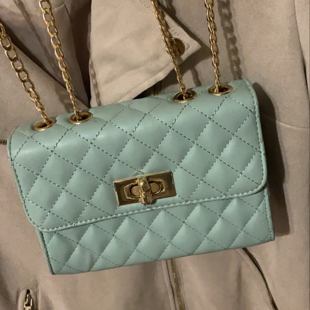 Purses - Picture 3 of 3